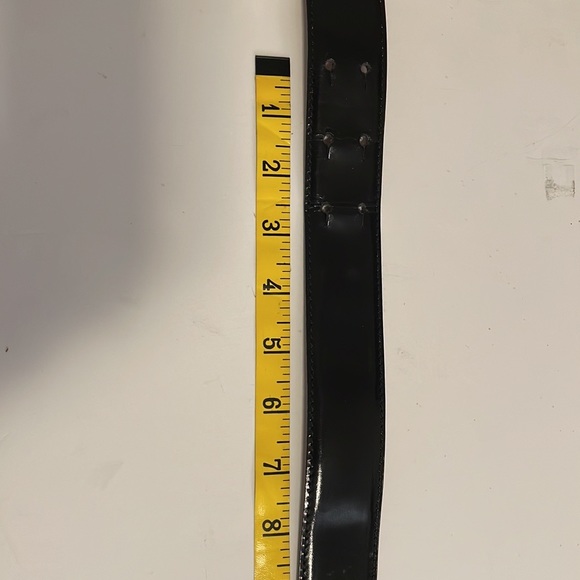 MOSCHINO belt - Black with gold hardware - Picture 4 of 10